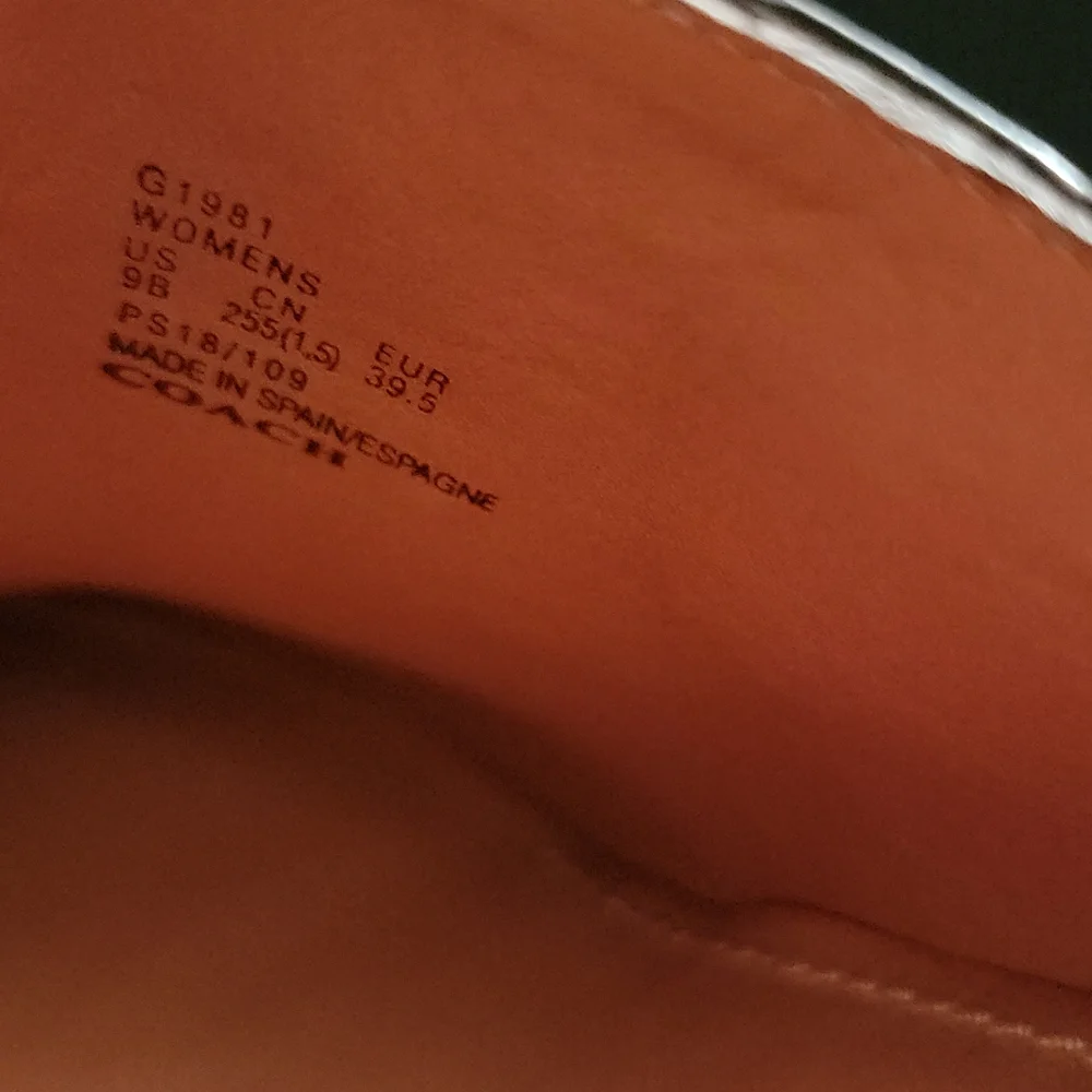 NWOT Coach Western Mule w/ Prairie Rivets and block heel (G1981) NWOT/Box - Picture 4 of 10